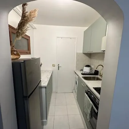 Apartment Purple Proche Paris Chennevieres-sur-Marne